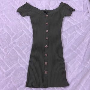 Skintight green dress